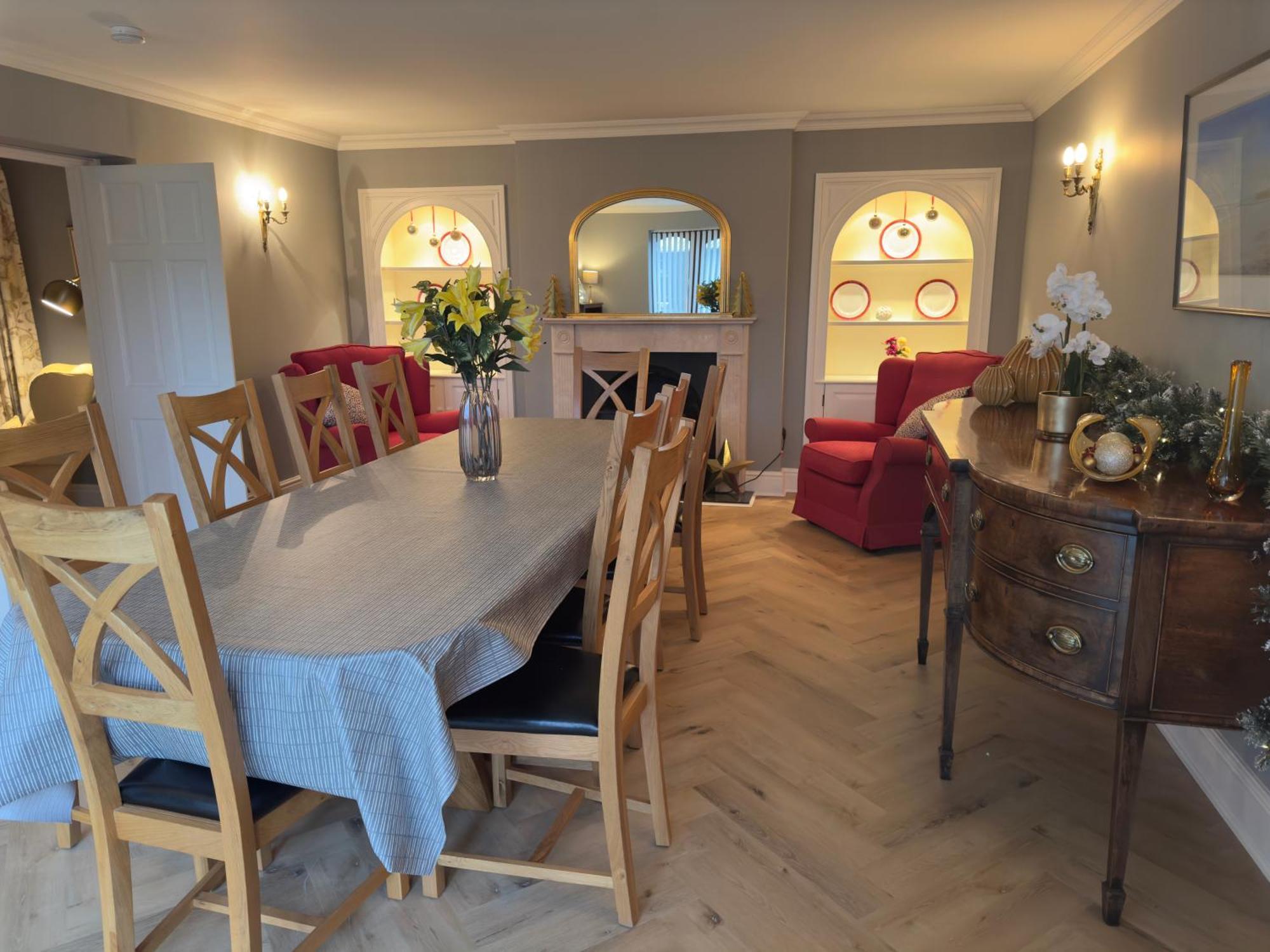 Vast, Elegant Home With Indoor Pool & Sauna Near Popular Golf Course Kington  Kültér fotó